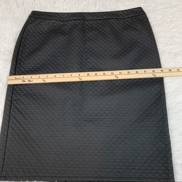 Yeohlee New York textured vegan leather pencil skirt in black workwear - Picture 6 of 13